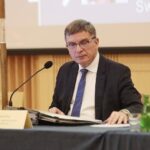 27.01.2022. Kielce. Sesja Sejmiku Województwa Świętokrzyskiego. Na zdjęciu: Andrzej Pruś - przewodniczący Sejmiku Województwa Świętokrzyskiego / Wiktor Taszłow / Radio Kielce