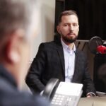 28.01.2022. Kielce. Sportowa Debata Radia Kielce. Na zdjęciu: Kamil Markiewicz - dziennikarz sportowy TVP 3 Kielce / Wiktor Taszłow / Radio Kielce