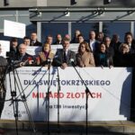 25.10.2021. Kielce. Konferencja na temat Polskiego Ładu / Wiktor Taszłow / Radio Kielce