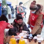 24.12.2021. Kielce. Wigilia dla samotnych, ubogich i bezdomnych / Wiktor Taszłow / Radio Kielce