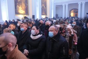 06.01.2022. Święty Krzyż. Charytatywny koncert kolęd i pastorałek / Wiktor Taszłow / Radio Kielce