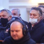 06.01.2022. Święty Krzyż. Charytatywny koncert kolęd i pastorałek. Na zdjęciu (w drugim rzędzie, od lewej): Zbigniew Koniusz - wojewoda świętokrzyski, Mirosław Gębski - starosta kielecki / Wiktor Taszłow / Radio Kielce