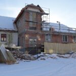 07.01.2022. Piekoszów. Budowa kina / Wiktor Taszłow / Radio Kielce