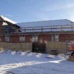 07.01.2022. Piekoszów. Budowa kina / Wiktor Taszłow / Radio Kielce