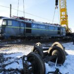 07.01.2022. Gołuchów. Podnoszenie wykolejonej lokomotywy / Wiktor Taszłow / Radio Kielce