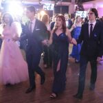 08.01.2022. Kielce. Hotel Binkowski. Studniówka II LO im. Jana Śniadeckiego w Kielcach i I Społecznego LO w Kielcach / Wiktor Taszłow / Radio Kielce