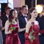 08.01.2022. Kielce. Hotel Binkowski. Studniówka II LO im. Jana Śniadeckiego w Kielcach i I Społecznego LO w Kielcach / Wiktor Taszłow / Radio Kielce