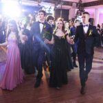 08.01.2022. Kielce. Hotel Binkowski. Studniówka II LO im. Jana Śniadeckiego w Kielcach i I Społecznego LO w Kielcach / Wiktor Taszłow / Radio Kielce