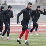 10.01.2022. Kielce. Trening Korony Kielce / Wiktor Taszłow / Radio Kielce