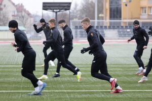 10.01.2022. Kielce. Trening Korony Kielce / Wiktor Taszłow / Radio Kielce