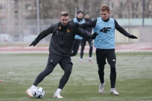 10.01.2022. Kielce. Trening Korony Kielce / Wiktor Taszłow / Radio Kielce