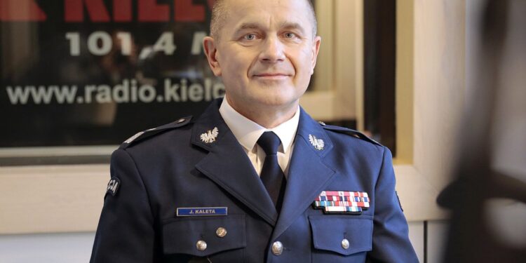 Na zdjęciu: nadinsp. Jarosław Kaleta - komendant wojewódzki policji w Kielcach / Fot. Wiktor Taszlow - Radio Kielce