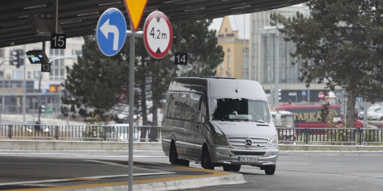 Bus, autobus / Wiktor Taszłow / Radio Kielce