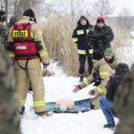 22.01.2022. Cedzyna. Wspólne ćwiczenia WOT i PSP / Wiktor Taszłow / Radio Kielce