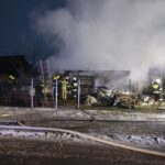 25.01.2022. Ciosowa, gm. Miedziana Góra. Pożar drewnianego domu / Wiktor Taszłow / Radio Kielce