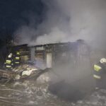 25.01.2022. Ciosowa, gm. Miedziana Góra. Pożar drewnianego domu / Wiktor Taszłow / Radio Kielce