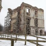 25.01.2022. Bodzentyn. Zamek / Wiktor Taszłow / Radio Kielce