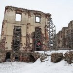 25.01.2022. Bodzentyn. Zamek / Wiktor Taszłow / Radio Kielce