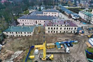 12.01.2022 Kielce. Przebudowa i rozbudowa budynków na Wzgórzu Zamkowym pod siedzibę teatru "Kubuś" / Jarosław Kubalski / Radio Kielce