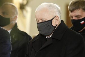 16.01.2021. Starachowice. Msza w 8. rocznicę śmierci Jadwigi Kaczyńskiej. Na zdjęciu: Jarosław Kaczyński - prezes PiS / Jarosław Kubalski / Radio Kielce