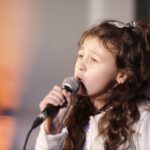 15.01.2022  Kielce. Kościół garnizonowy. Koncert laureatów X Międzynarodowego Konkursu Kolęd, Pastorałek i Piosenek Świątecznych. Na zdjęciu Lilianna Grudzień / Jarosław Kubalski / Radio Kielce