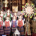 15.01.2022  Kielce. Kościół garnizonowy. Koncert laureatów X Międzynarodowego Konkursu Kolęd, Pastorałek i Piosenek Świątecznych. Zespół Radosne Nutki / Jarosław Kubalski / Radio Kielce