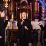 15.01.2022  Kielce. Kościół garnizonowy. Koncert laureatów X Międzynarodowego Konkursu Kolęd, Pastorałek i Piosenek Świątecznych.  Na zdjęciu Tercet Ensamble / Jarosław Kubalski / Radio Kielce