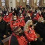 24.11.2021 Kielce. Kościół św. Józefa Robotnika. Pogrzeb Roberta Kałuży, dziennikarza Radia Kielce / Jarosław Kubalski / Radio Kielce