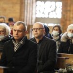 24.11.2021 Kielce. Kościół św. Józefa Robotnika. Pogrzeb Roberta Kałuży, dziennikarza Radia Kielce / Jarosław Kubalski / Radio Kielce
