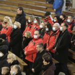 24.11.2021 Kielce. Kościół św. Józefa Robotnika. Pogrzeb Roberta Kałuży, dziennikarza Radia Kielce / Jarosław Kubalski / Radio Kielce