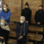 24.11.2021 Kielce. Kościół św. Józefa Robotnika. Pogrzeb Roberta Kałuży, dziennikarza Radia Kielce / Jarosław Kubalski / Radio Kielce