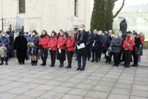 25.11.2021 Kielce. Katedra. Pogrzeb byłego dyrektora technicznego Radia Kielce Wiesława Wójcikiewicza / Jarosław Kubalski / Radio Kielce