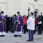 25.11.2021 Kielce. Katedra. Pogrzeb byłego dyrektora technicznego Radia Kielce Wiesława Wójcikiewicza / Jarosław Kubalski / Radio Kielce