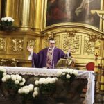 25.11.2021 Kielce. Katedra. Pogrzeb byłego dyrektora technicznego Radia Kielce Wiesława Wójcikiewicza / Jarosław Kubalski / Radio Kielce