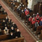 25.11.2021 Kielce. Katedra. Pogrzeb byłego dyrektora technicznego Radia Kielce Wiesława Wójcikiewicza / Jarosław Kubalski / Radio Kielce