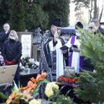 25.11.2021 Kielce. Cmentarz Stary. Pogrzeb byłego dyrektora technicznego Radia Kielce Wiesława Wójcikiewicza / Jarosław Kubalski / Radio Kielce