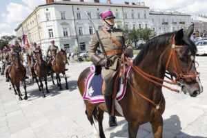 12.08.2021 Kielce. Uroczyste zakończenie 56. (41. po wojnie) Marszu Szlakiem I Kompanii Kadrowej / Jarosław Kubalski / Radio Kielce