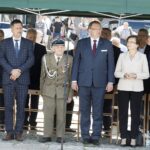 12.08.2021 Kielce. Uroczyste zakończenie 56. (41. po wojnie) Marszu Szlakiem I Kompanii Kadrowej. Na zdjęciu od lewej: marszałek Andrzej Bętkowski, przewodniczący Rady Miasta Kielce Jarosław Karyś, major Zbigniew Milczarek, szef Urzędu do Spraw Kombatantów i Osób Represjonowanych  Jan Józef Kasprzyk, poseł Agata Wojtyszek i prezydent miasta Kielc Bogdan Wenta / Jarosław Kubalski / Radio Kielce