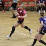 16.01.2022 Kielce. Piłka ręczna kobiet. Mecz Suzuki Korona Handball -  Start Elbląg. Na zdjęciu: Paulina Piwowarczyk / Jarosław Kubalski / Radio Kielce