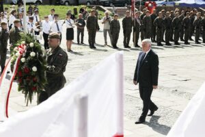 12.08.2021 Kielce. Uroczyste zakończenie 56. (41. po wojnie) Marszu Szlakiem I Kompanii Kadrowej. Marszałek Andrzej Bętkowski / Jarosław Kubalski / Radio Kielce