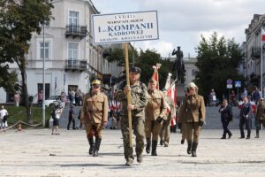 12.08.2021 Kielce. Uroczyste zakończenie 56. (41. po wojnie) Marszu Szlakiem I Kompanii Kadrowej / Jarosław Kubalski / Radio Kielce