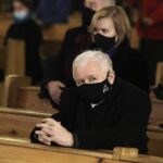 16.01.2022. Starachowice. Msza święta w intencji Jadwigi Kaczyńskiej w 9. rocznicę śmierci. Na zdjęciu: Jarosław Kaczyński - prezes PiS / Jarosław Kubalski / Radio Kielce