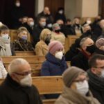 16.01.2022. Starachowice. Msza święta w intencji Jadwigi Kaczyńskiej w 9. rocznicę śmierci / Jarosław Kubalski / Radio Kielce