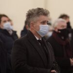 16.01.2022. Starachowice. Msza święta w intencji Jadwigi Kaczyńskiej w 9. rocznicę śmierci. Na zdjęciu (od lewej): Piotr Wawrzyk - wiceminister spraw zagranicznych, senator Krzysztof Słoń / Jarosław Kubalski / Radio Kielce