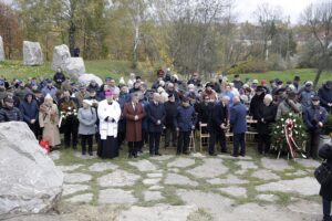 23.10.2021 Kielce. Skwer Pamięci Ofiar Katynia. Uroczystości na odsłonięcia pomnika Matki Polki Sybiraczki / Jarosław Kubalski / Radio Kielce