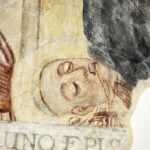 18.01.2022 Święty Krzyż. Fresk w klasztorze przedstawiający męczeńską śmierć Brunona z Kwerfurtu / Jarosław Kubalski / Radio Kielce