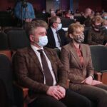 20.01.2022 Kielce. WDK. Kolędowanie. Senator Krzysztof Słoń z małżonką / Jarosław Kubalski / Radio Kielce