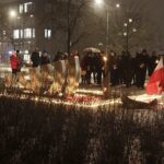 27.01.2022 Kielce. Międzynarodowy Dzień Pamięci o Ofiarach Holokaustu. Uroczystość przed Menorą / Jarosław Kubalski / Radio Kielce