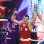 29.01.2022 Chęciny. Boks. Gala Suzuki Boxing Night 11. Bartosz Gołębiewski (Polska) / Jarosław Kubalski / Radio Kielce