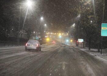 23.12.2021. Kielce. Załamanie pogody: deszcz i śnieg / Jarosław Kubalski / Radio Kielce